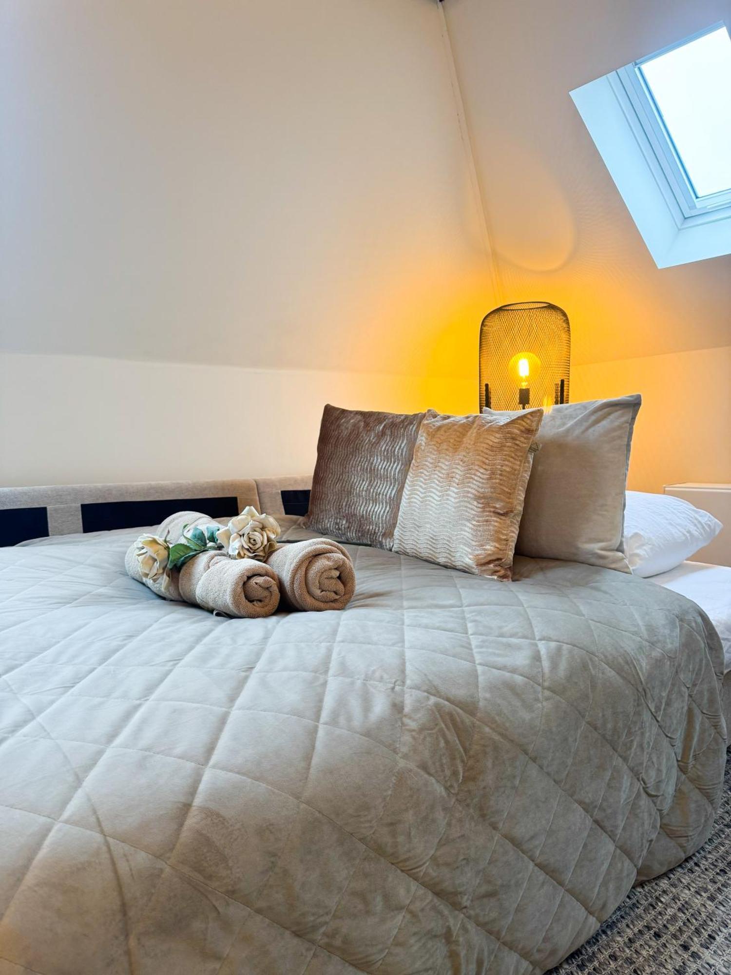 Celina'S Loft Apartment Breda Luaran gambar